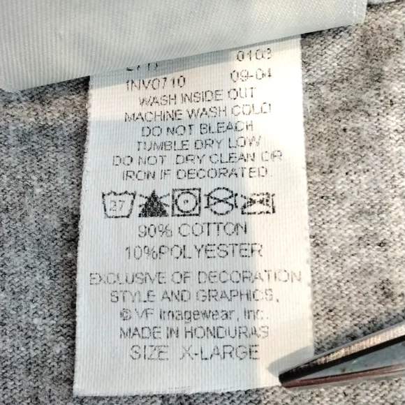 NWOT Michigan 2005 Pasadena Jersey (Vintage) - Picture 5 of 7